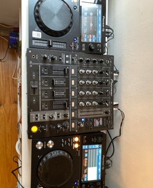 DJ Set (2x CDJ-700 en DJM-700 mixer) 