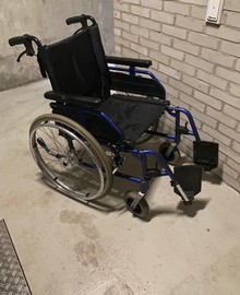 Inklapbare rolstoel