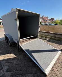 Gesloten Aanhangwagen
