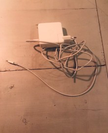 macbook adapter