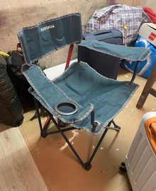 Drie campingstoelen