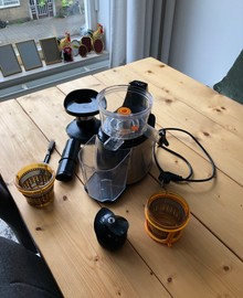 Slowjuicer