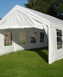 Partytent met zijwanden