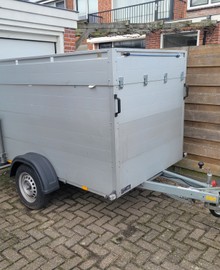 Aanhanger dicht en afsluitbaar 