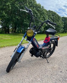 Tomos