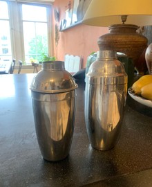 Cocktail shaker