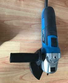Haakse sljiper 700W