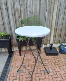 Sta tafel te huur