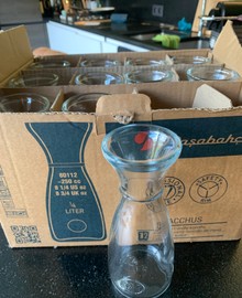12 1/4 liter karafjes voor decoratie of drinken