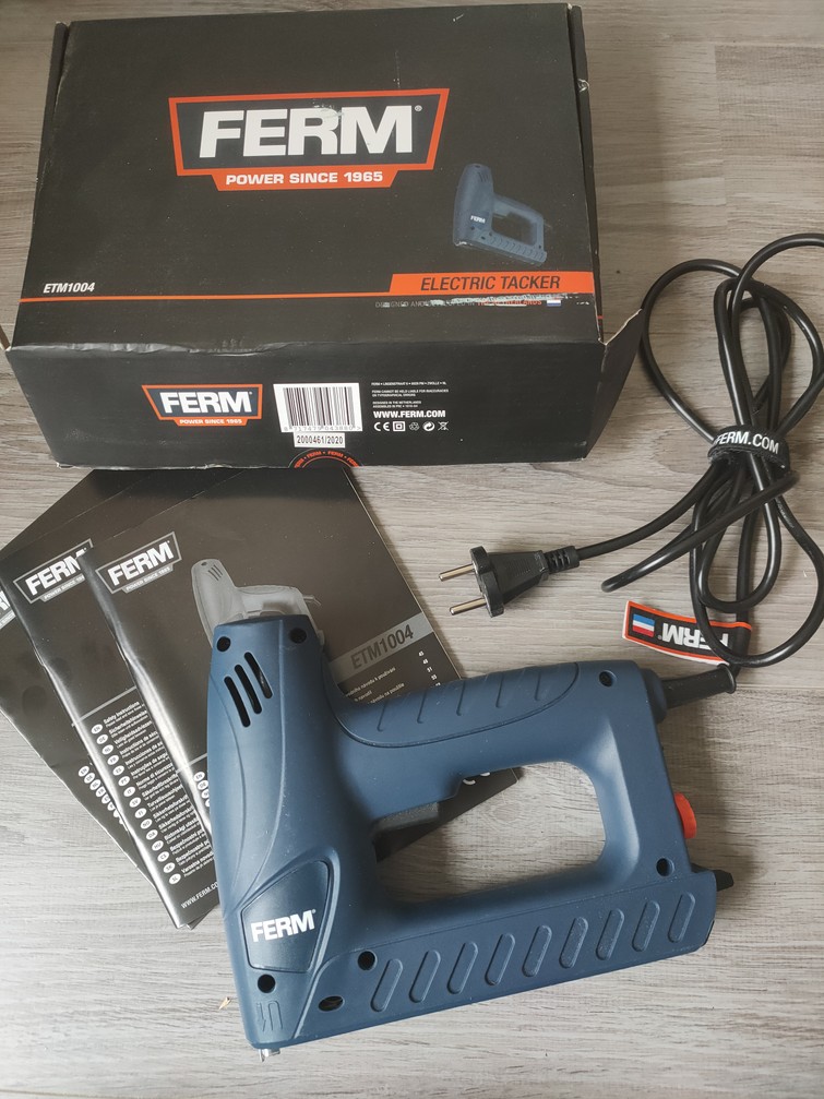 Elektrische tacker nietpoistool FERM ETM1004