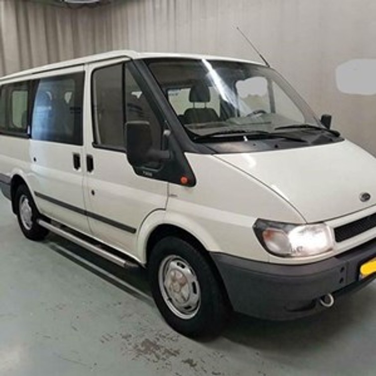 Busje voor van alles