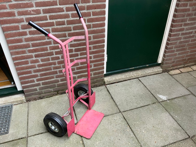 Stevige STEEKWAGEN met luchtbanden