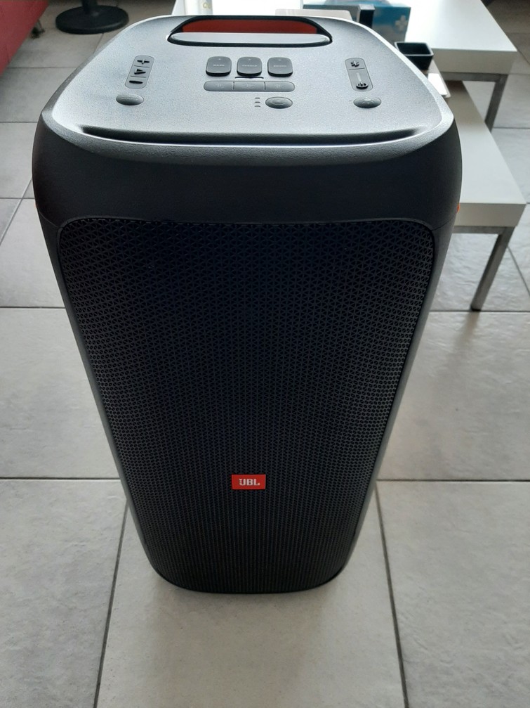 JBL 310 Bluetooth Party speaker