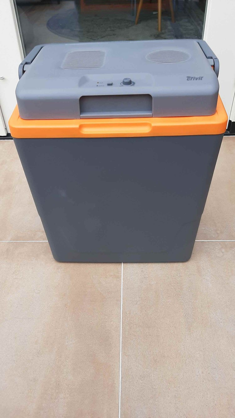 Elektrische koelbox (stekker + auto aansluiting)