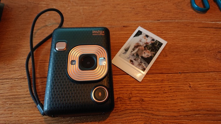 Instax mini LiPlay (polaroid & digitaal ineen)