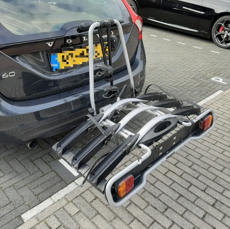 te huur thule fietsendrager voor 3 fietsen op trekhaak