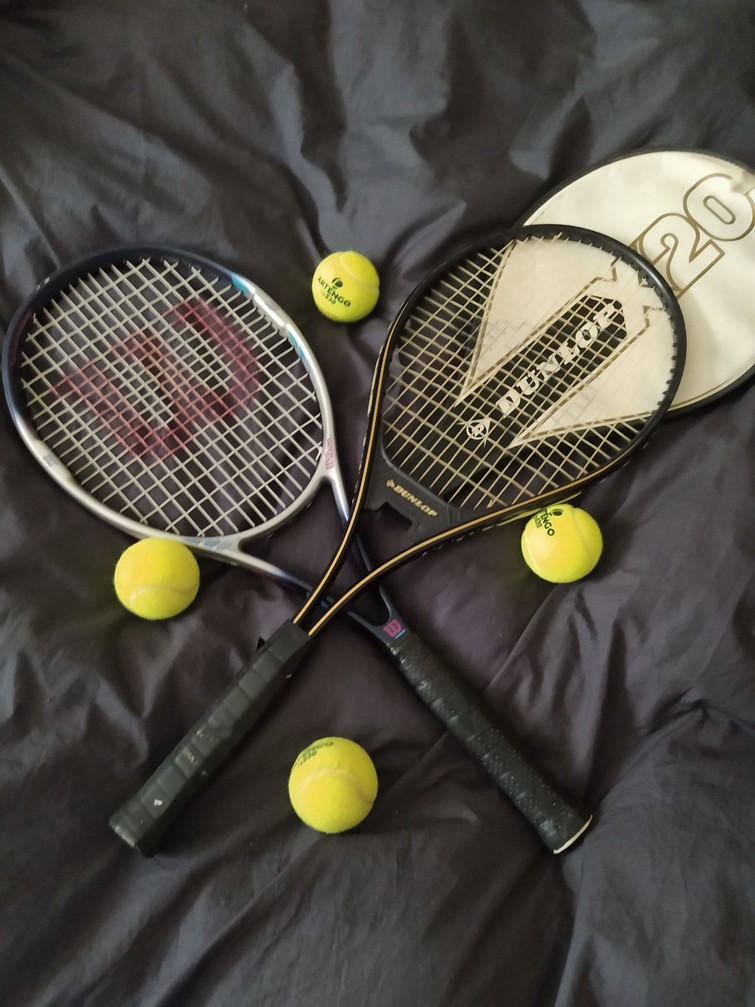 Tennisracket(s)