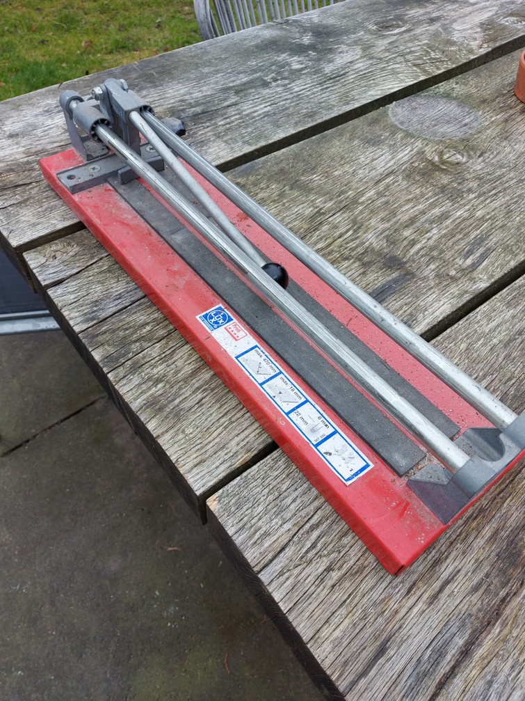tegelzaag'machine'
