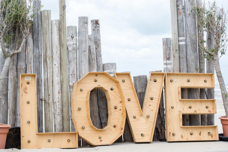 Love letters verlicht huwelijk bruiloft