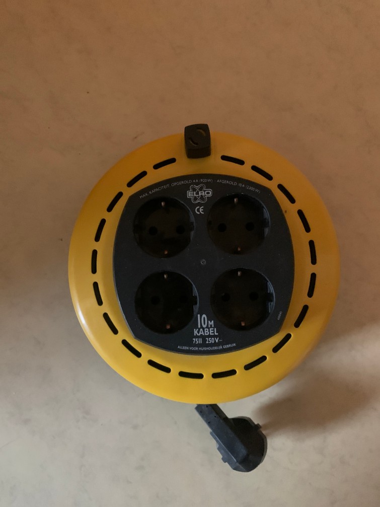 Draagbaar / electrische verlengsnoer / verleng stop contact