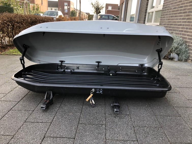 Dakkoffer 300l met optioneel ook bagage wagen