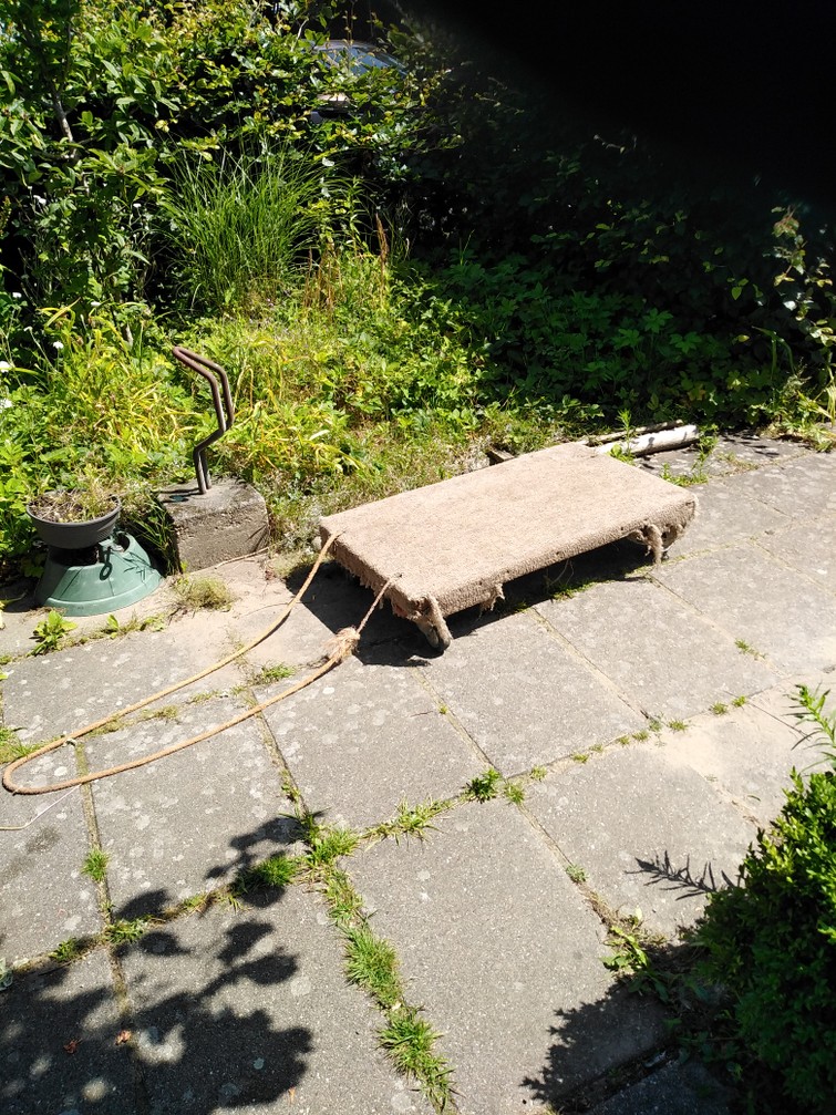 Platte kar voor verhuizing