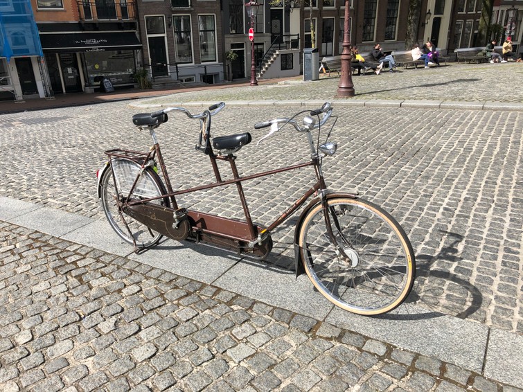 Tandem