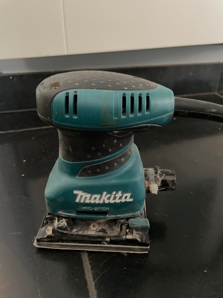 Makita vlakschuurmachine