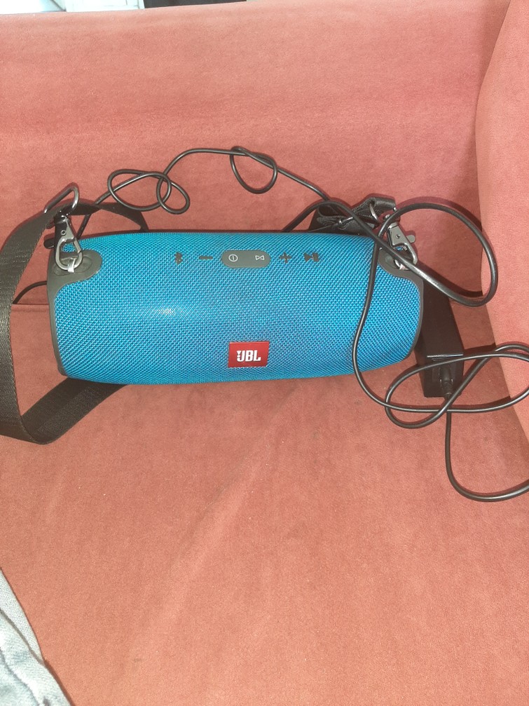 JBL extreme+ oplader