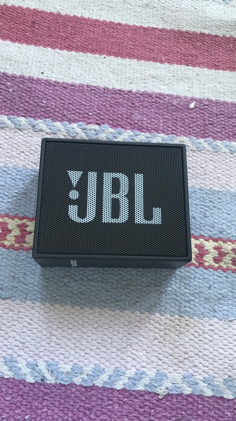 JBL geluidsboxje muziek