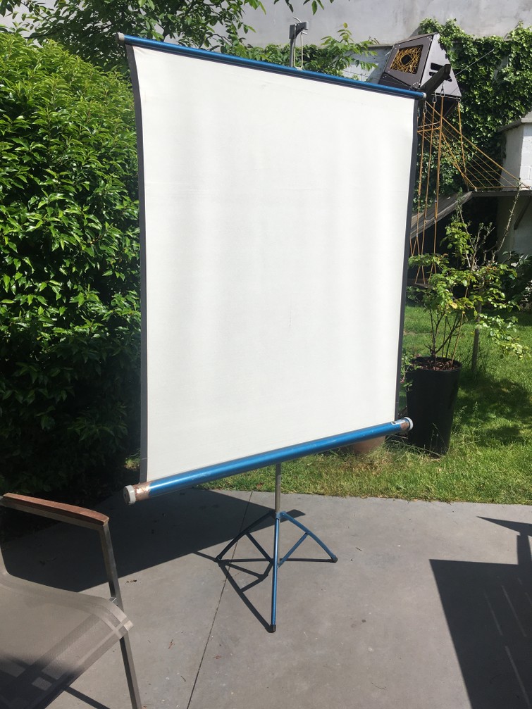 Projectiescherm oprolbaar