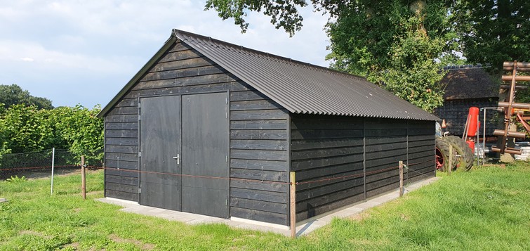 Stalling voor bijv. vouwwagen (geen caravans).