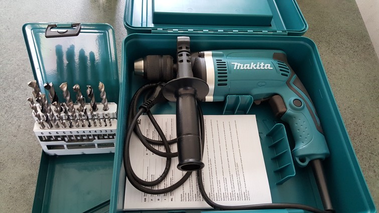 Makita Klopboormachine 710 Watt