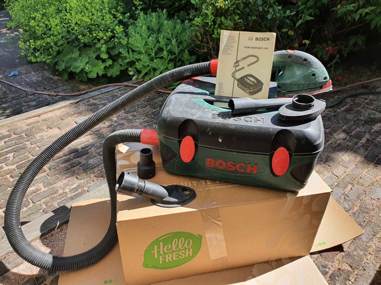 Multischuurmachine met afzuiging (Bosch)