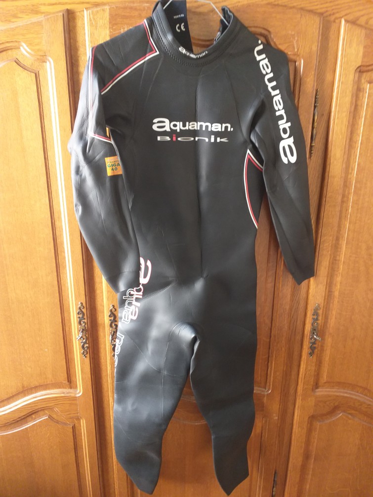 wetsuit