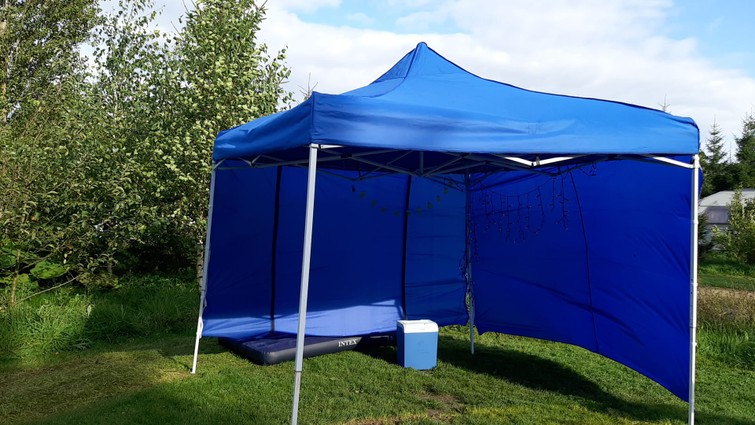 Partytent met zijwanden