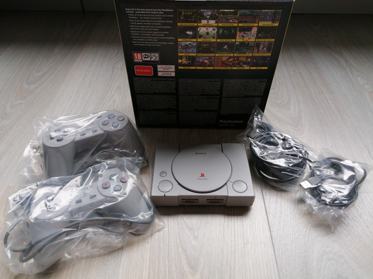 PlayStation Classic (Mini) compleet