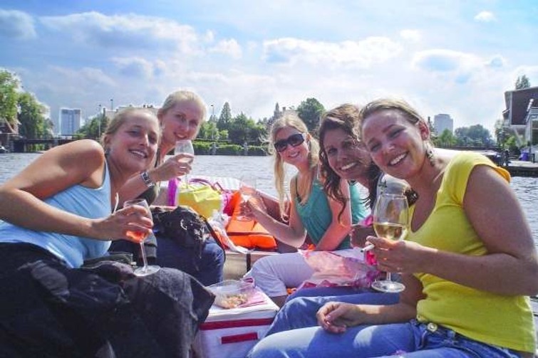 Luxe sloep met schipper