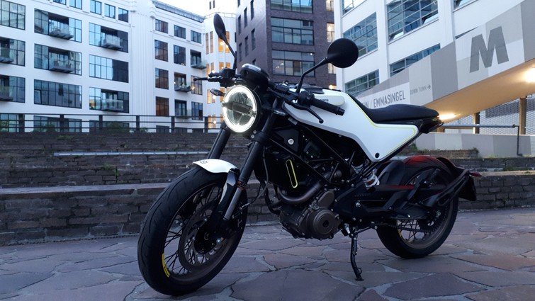 Husqvarna Vitpilen 401 te huur